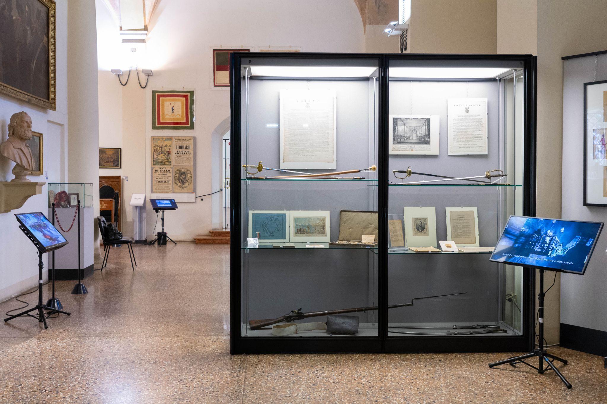 Fragmented Nations exhibition view